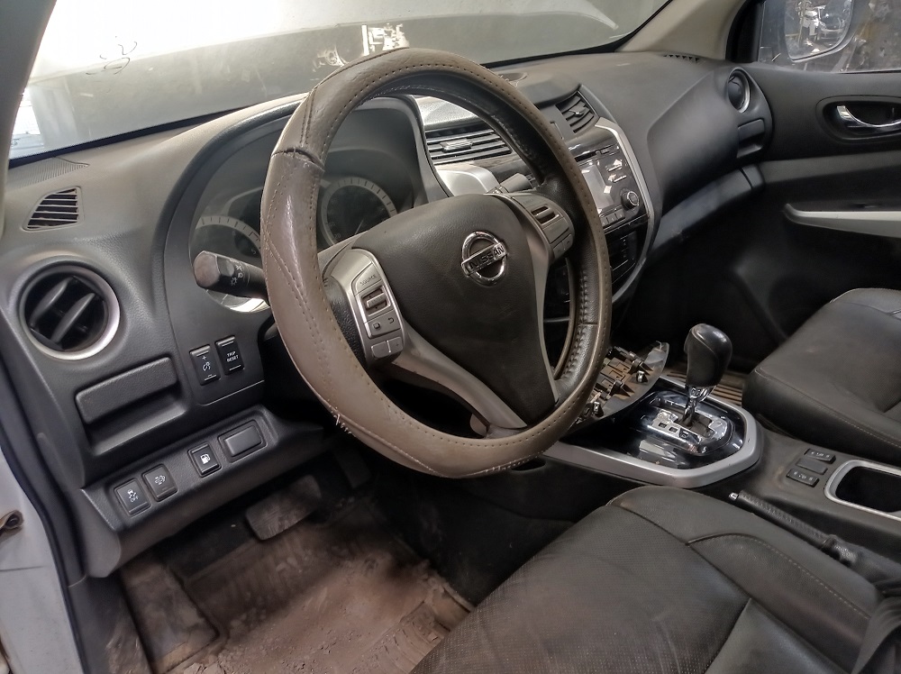  Nissan NP 300 2015    EN DESARME